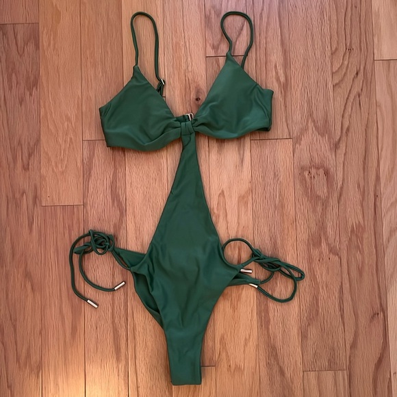 Cult Gaia Teo One Piece - Picture 4 of 5